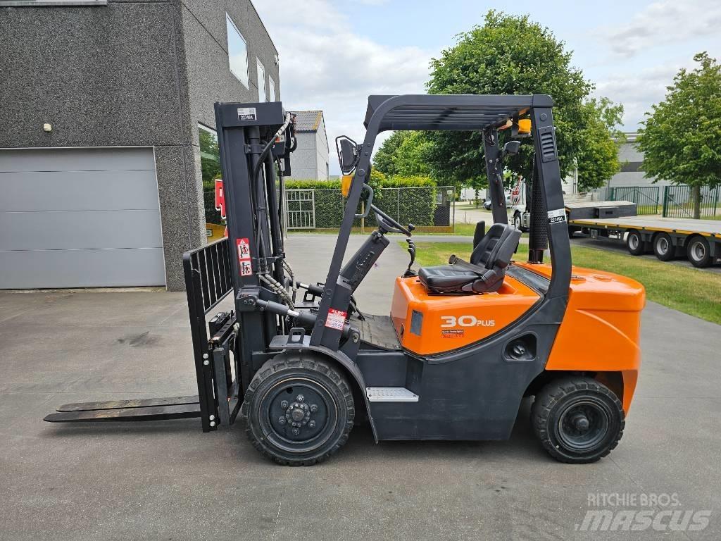 Doosan D 30 G 디젤 지게차