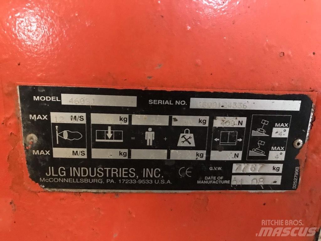 JLG 460 SJ 견인식 전동이동 리프트