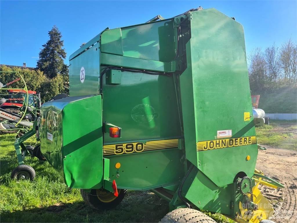 John Deere 590 원형 곤포기