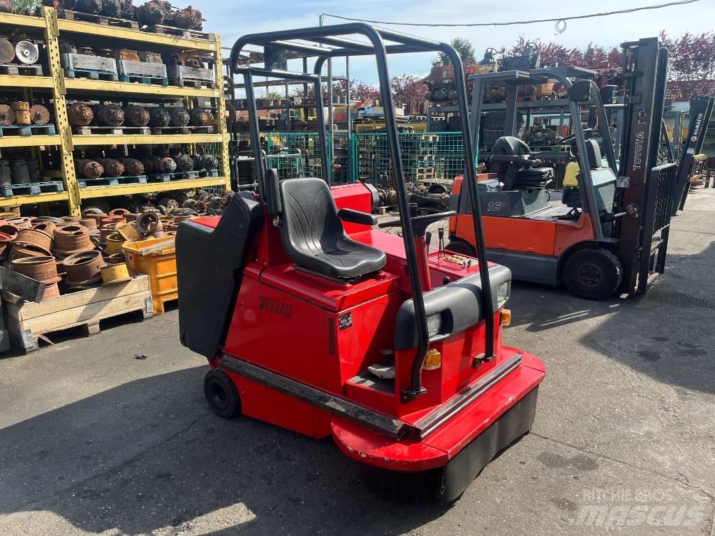 RCM MILLE    V-4075 도로 청소차