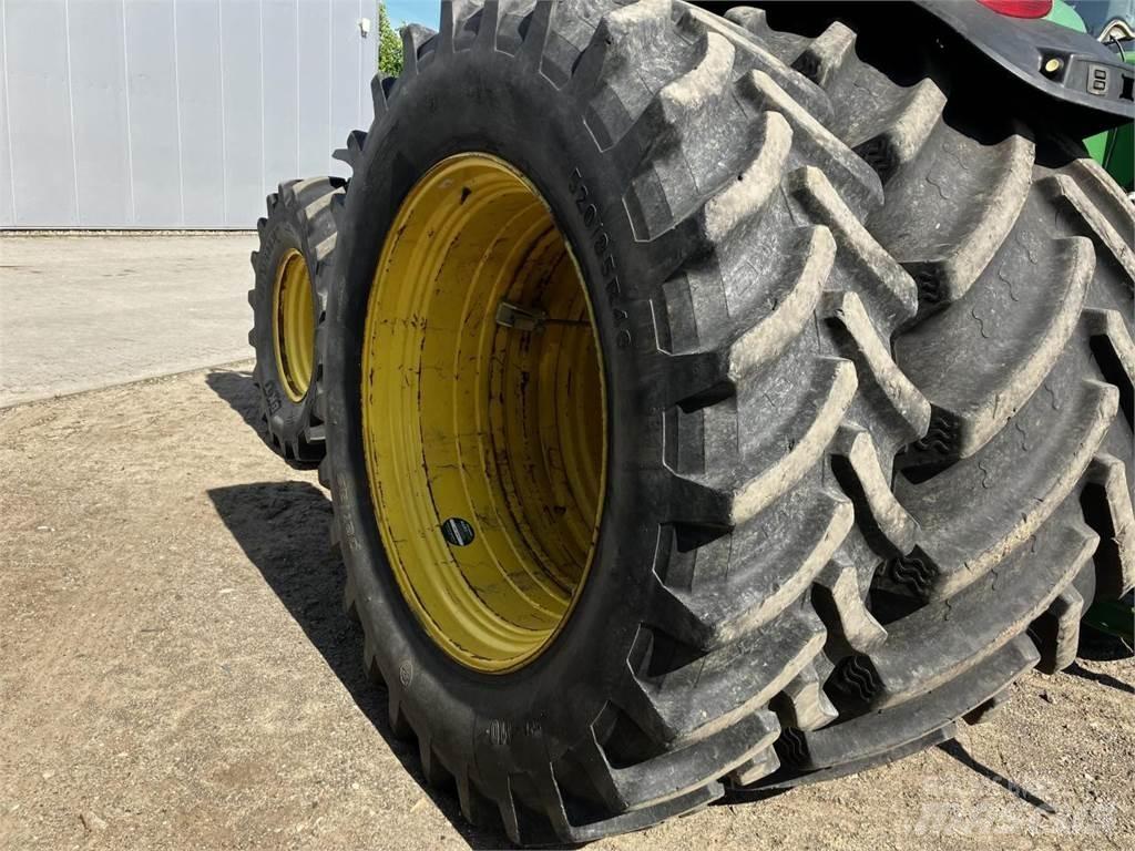 Petlas 520/85R46 타이어, 휠 및 림