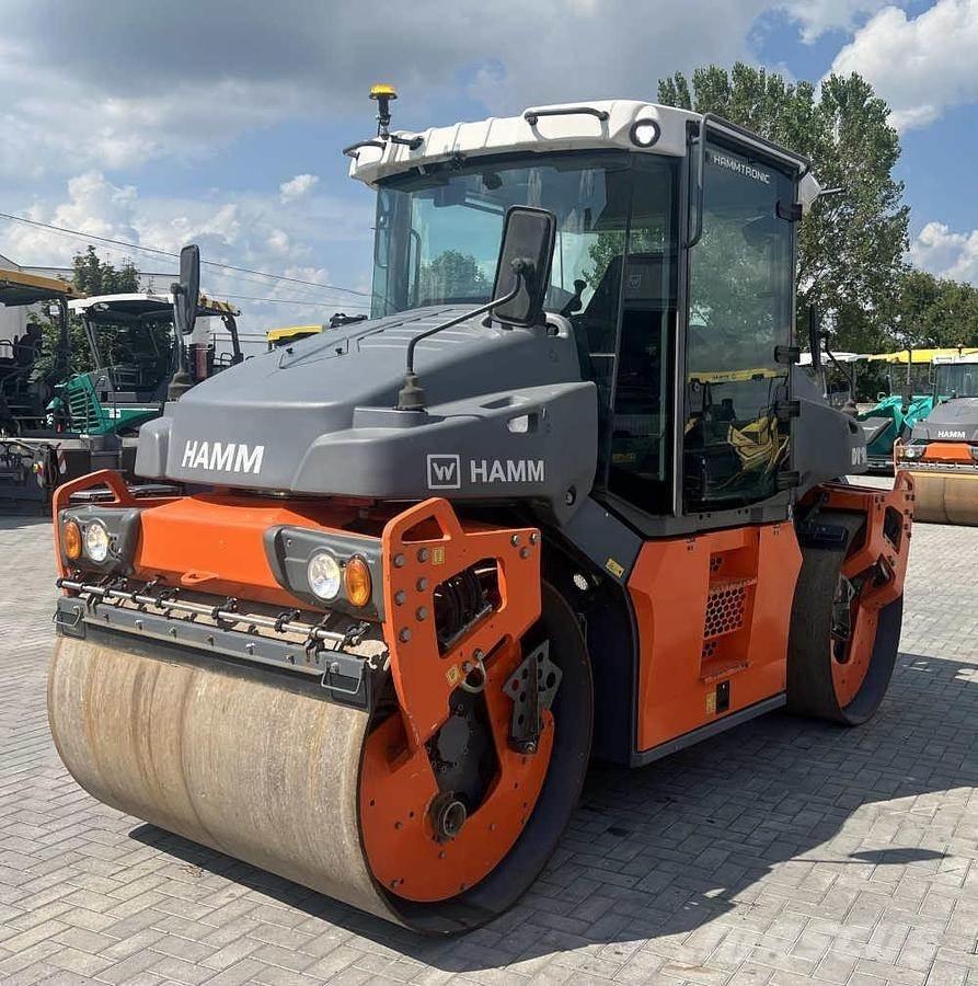 Hamm DV+ 90i VV-S 트윈 드럼 롤러