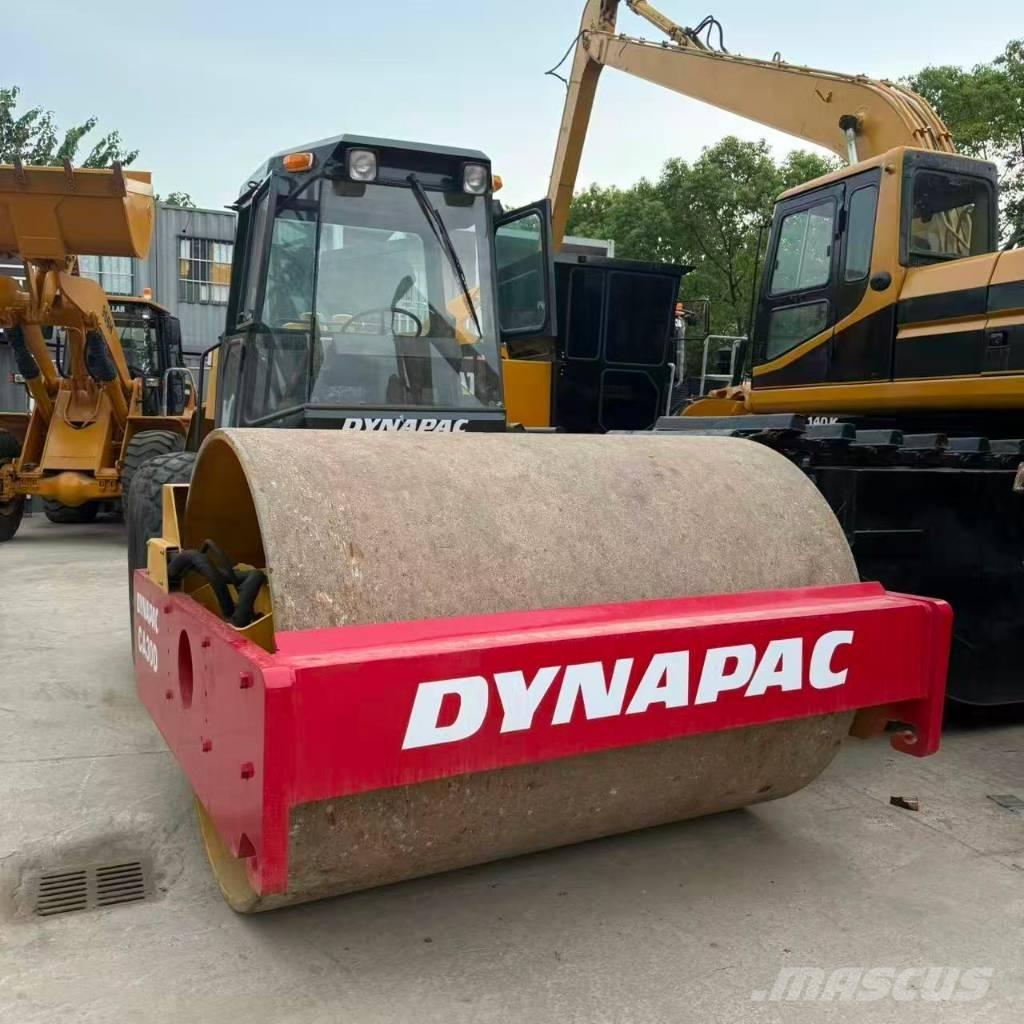 Dynapac CA 30 D 싱글 드럼 롤러
