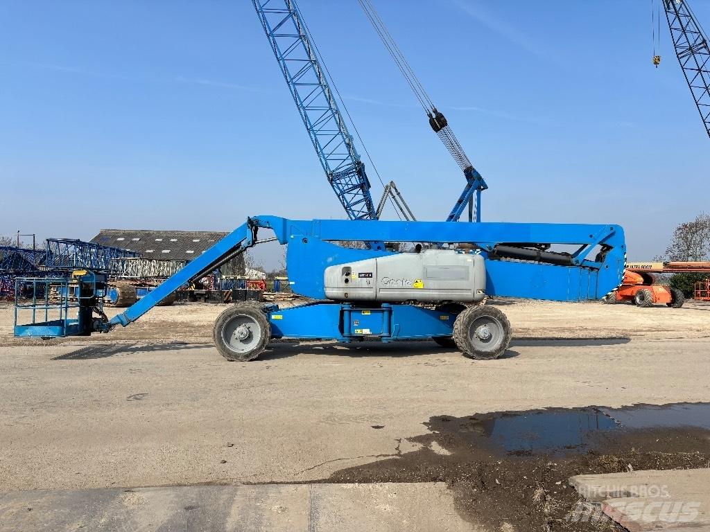 Genie ZX 135/70 관절형 전동이동 리프트