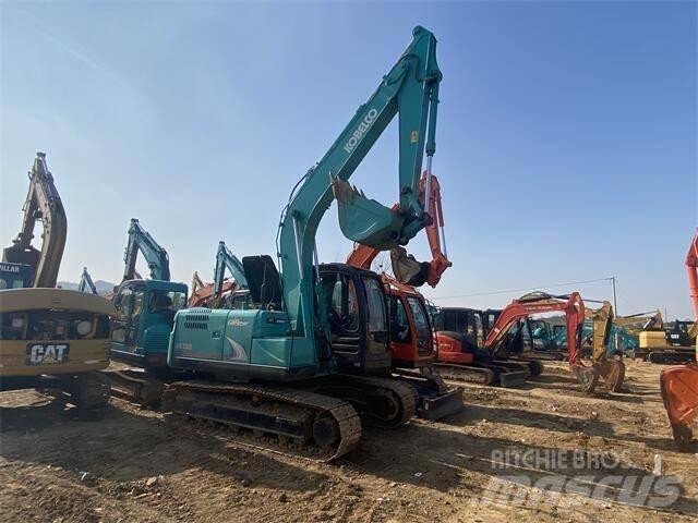 Kobelco SK 130 중형굴삭기 7톤-28톤