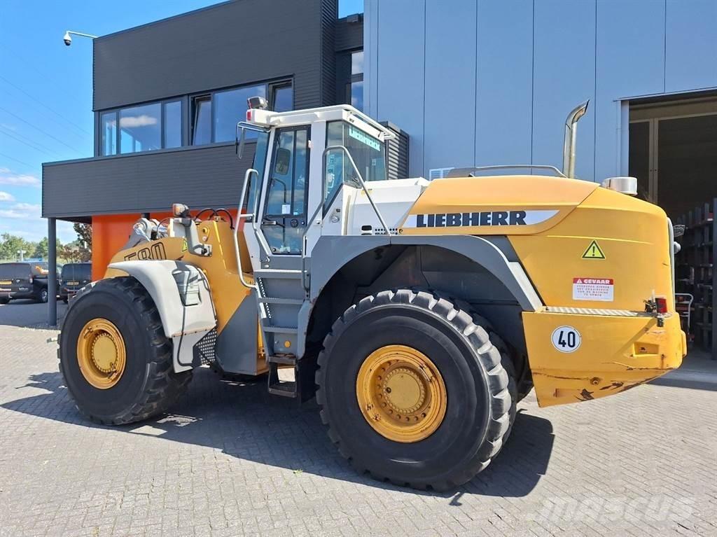 Liebherr L580  휠로우더