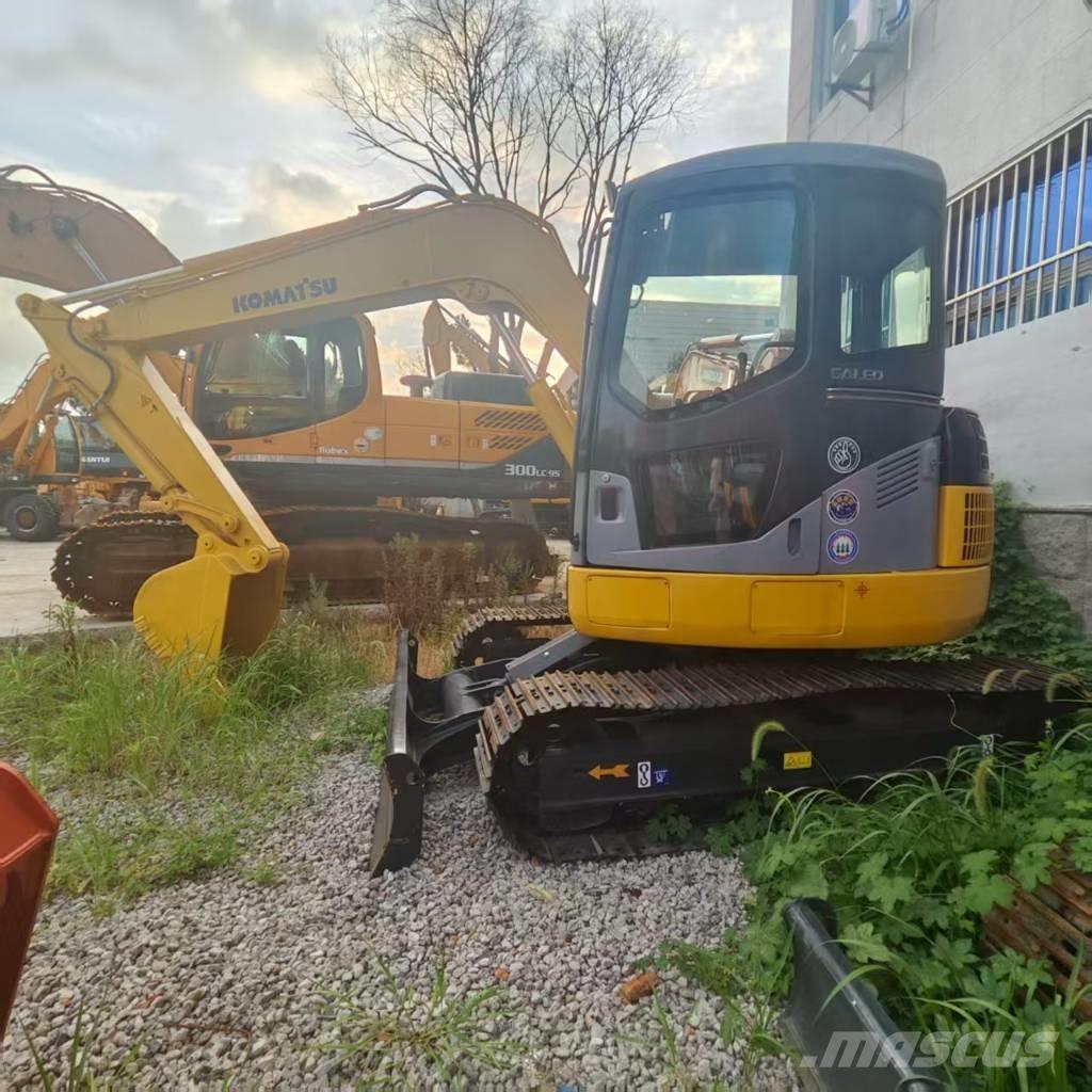 Komatsu PC 78 US 대형 굴삭기 29톤 이상