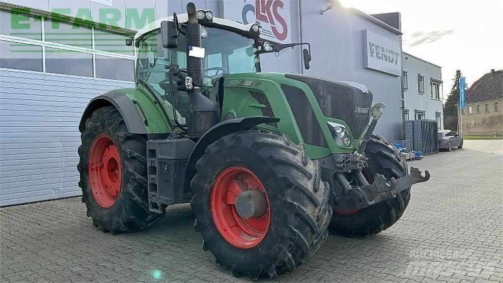 Fendt 826 s4 profi+ 트랙터