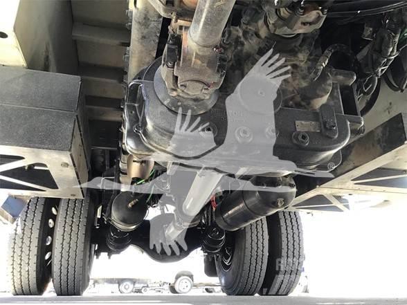 Altec AA755 트럭 탑재 고소작업대