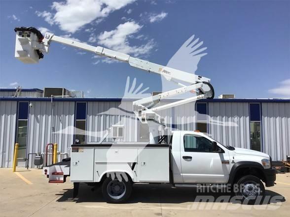 Altec AT37G 트럭 탑재 고소작업대