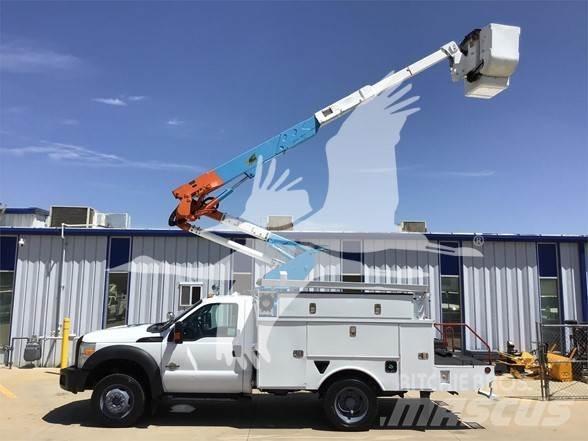Altec AT37G 트럭 탑재 고소작업대