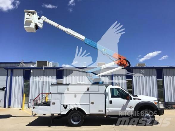 Altec AT37G 트럭 탑재 고소작업대