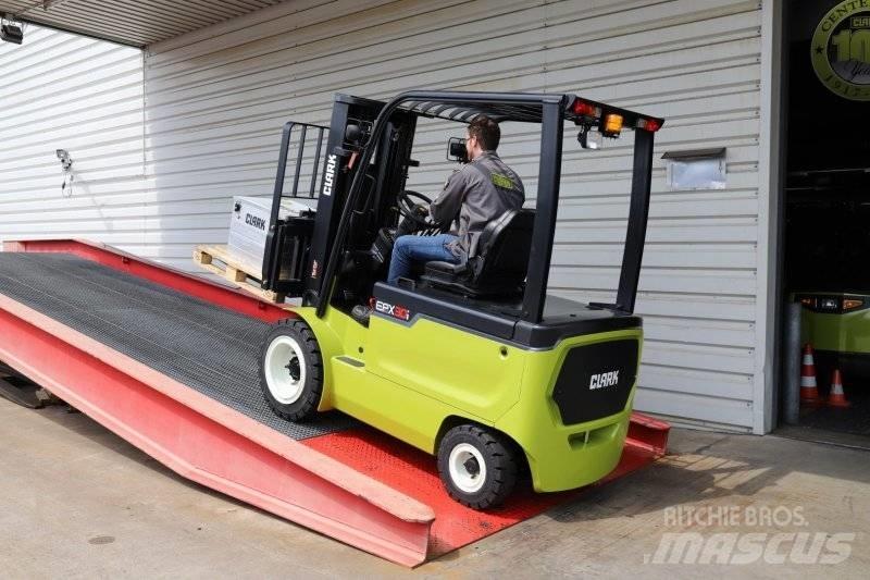 Clark EPX 25i 전동 지게차
