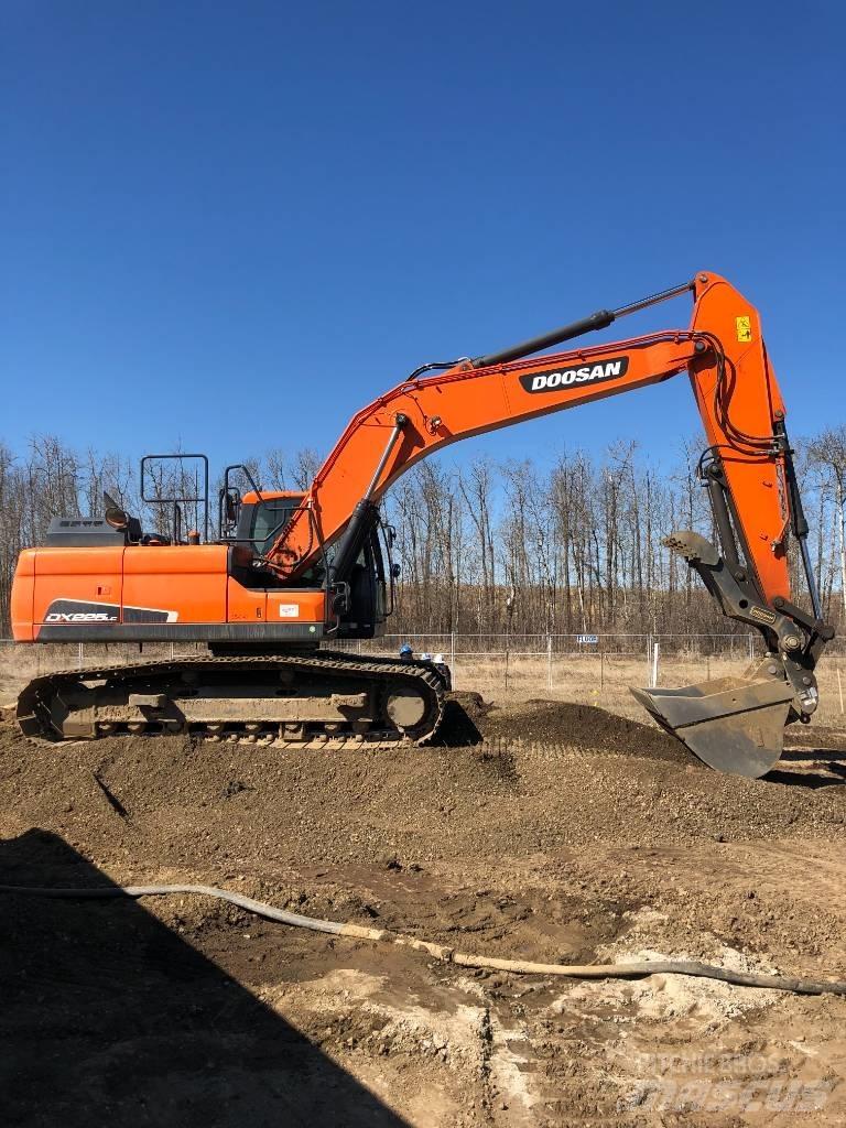 Develon DX225LC-5 대형 굴삭기 29톤 이상