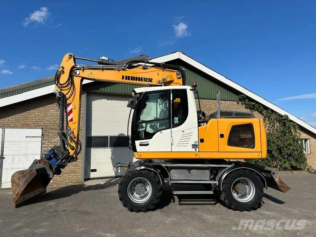 Liebherr A914  휠 굴삭기