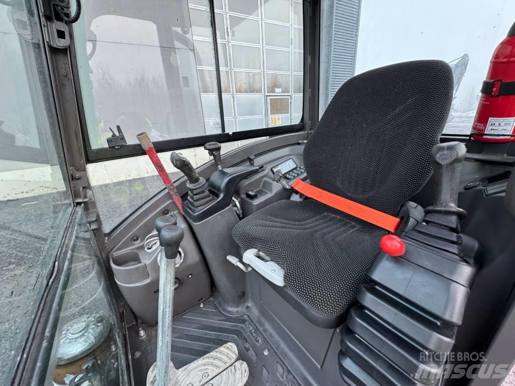 Volvo EC 18 E 소형 굴삭기 7톤 미만