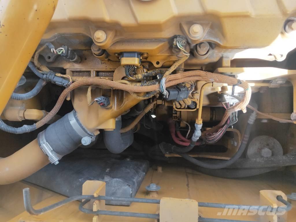 CAT 340D 대형 굴삭기 29톤 이상
