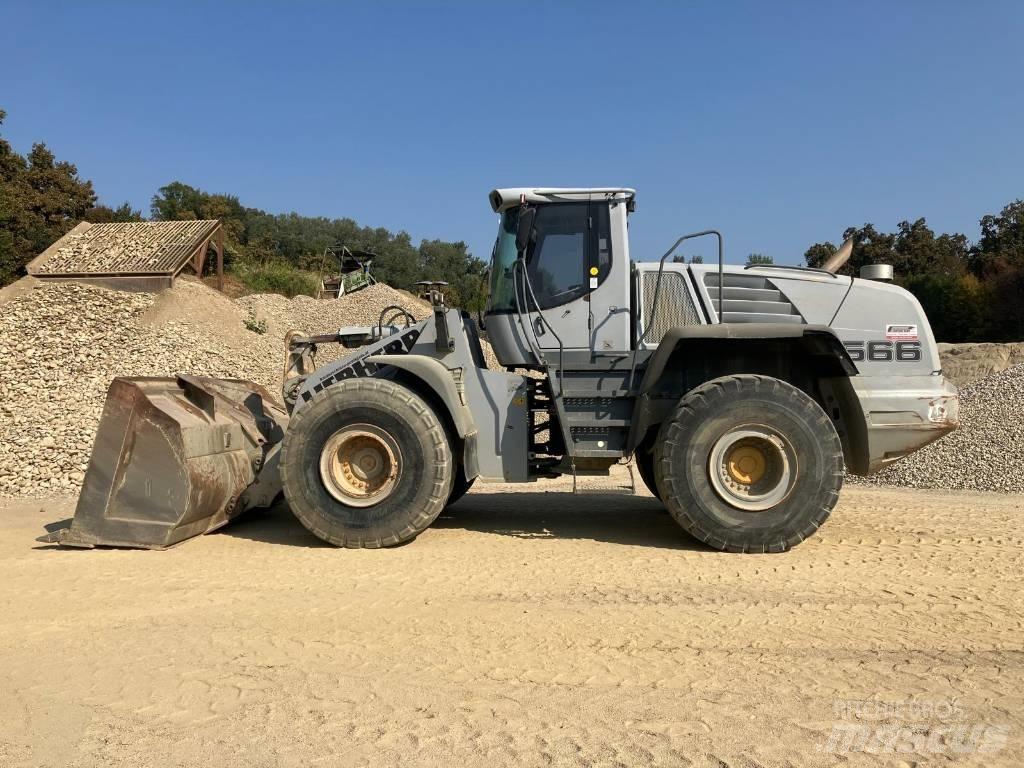 Liebherr L 566  휠로우더