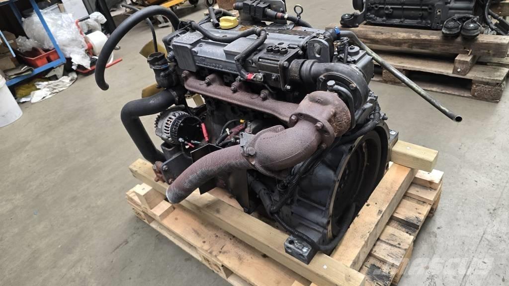Deutz BF4M2012 엔진