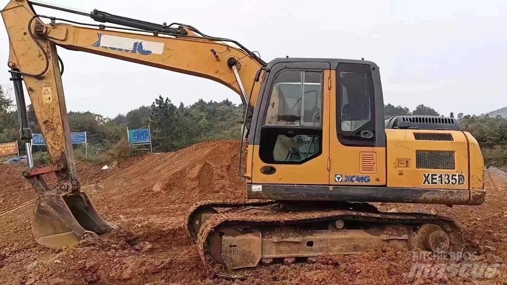 XCMG XE 135 E 대형 굴삭기 29톤 이상