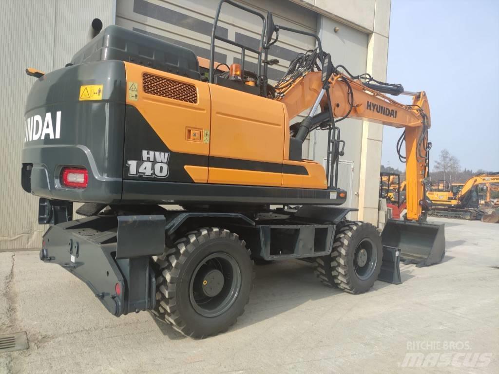 Hyundai HW140  휠 굴삭기