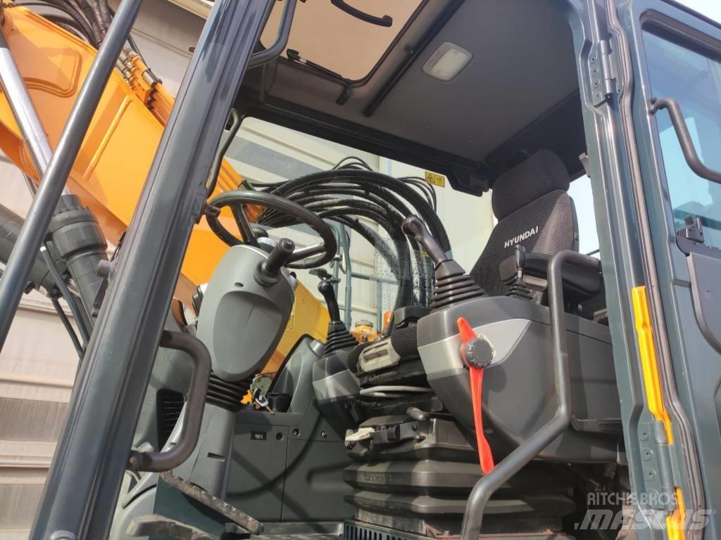 Hyundai HW140  휠 굴삭기