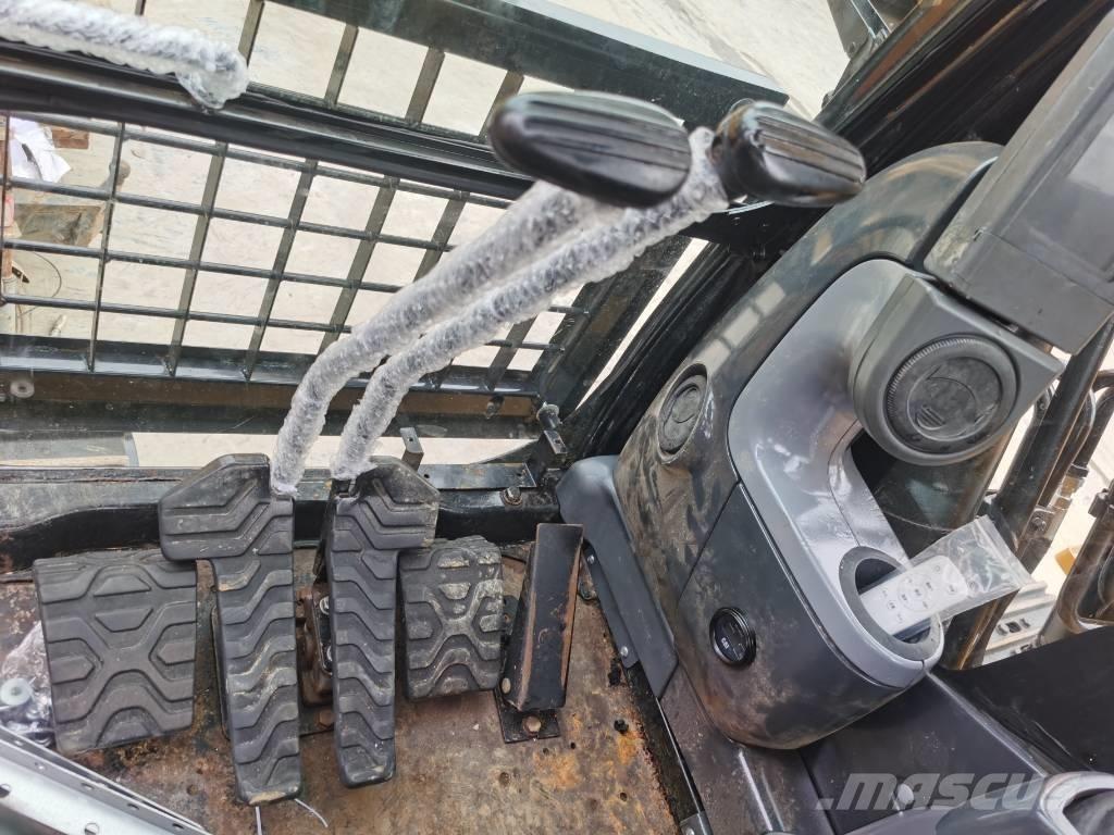 CAT 330 D 대형 굴삭기 29톤 이상