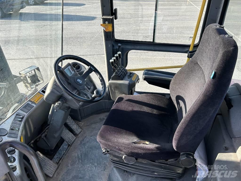 Kalmar DCE70-6 디젤 지게차