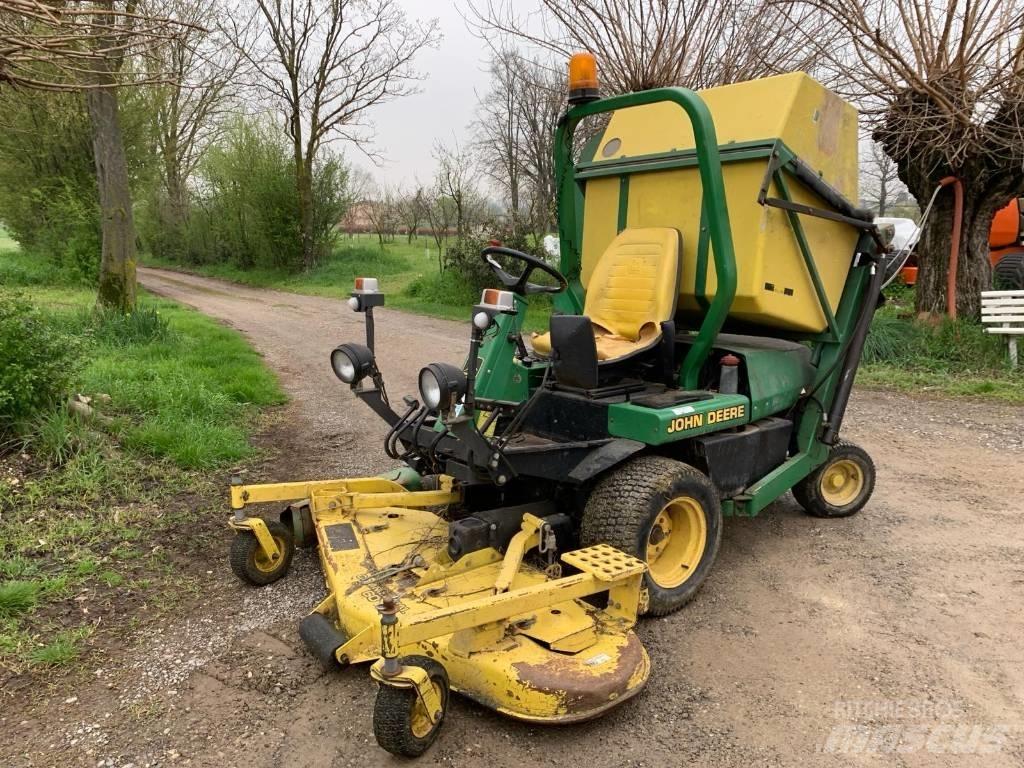 John Deere F 935 탑승형 잔디깎기