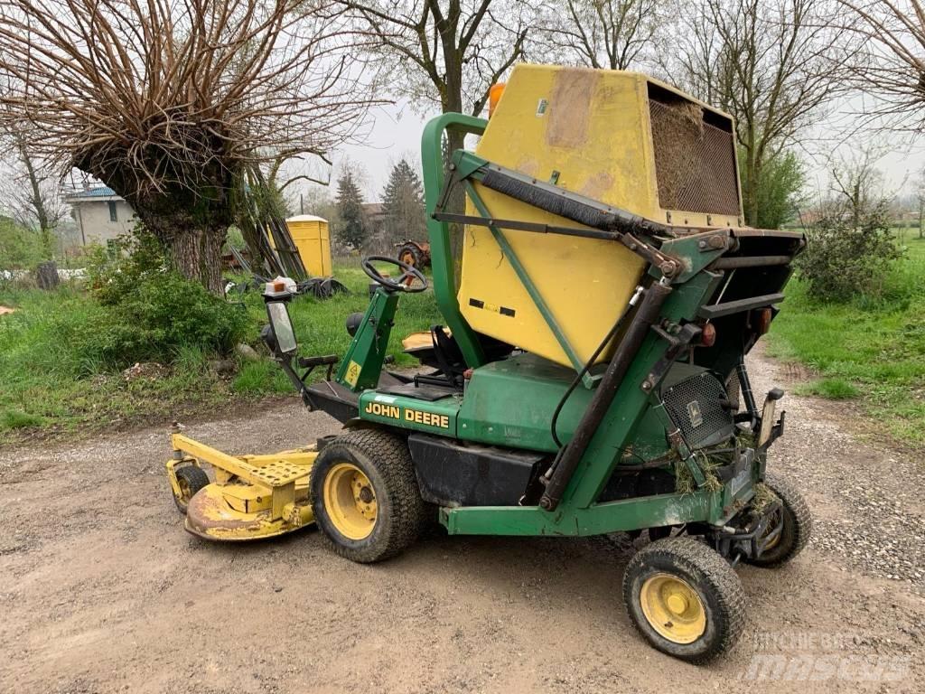 John Deere F 935 탑승형 잔디깎기