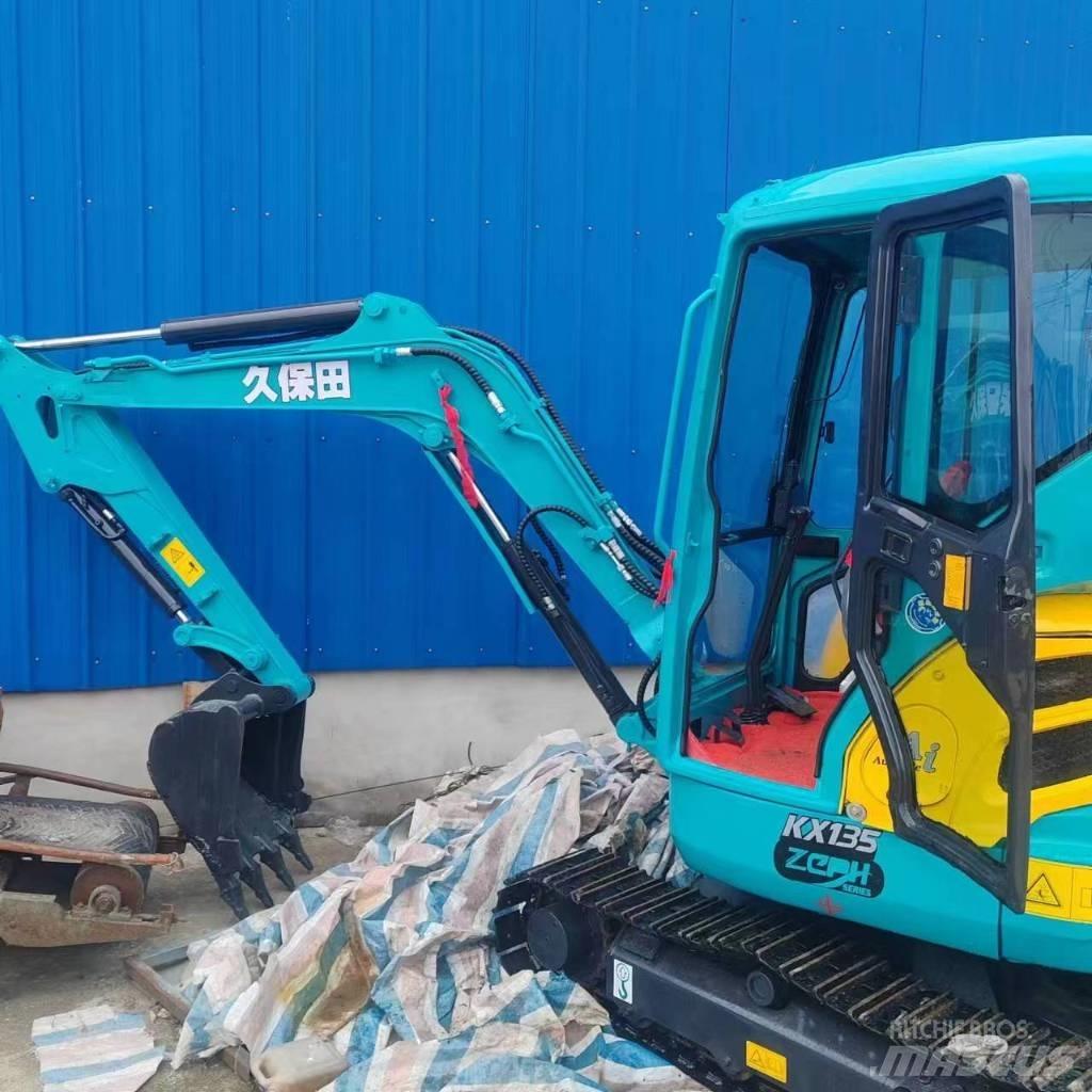 Kubota KX 135 소형 굴삭기 7톤 미만