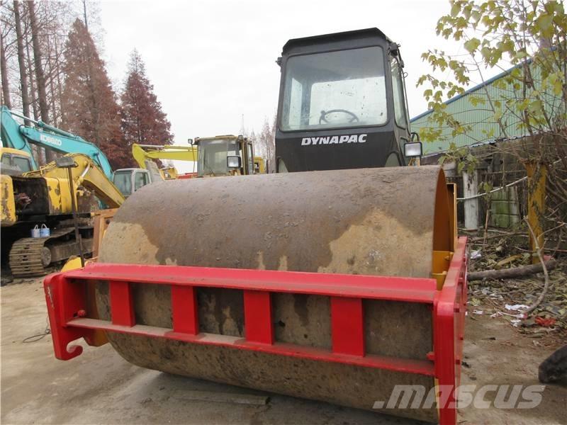 Dynapac CA 301 D 싱글 드럼 롤러