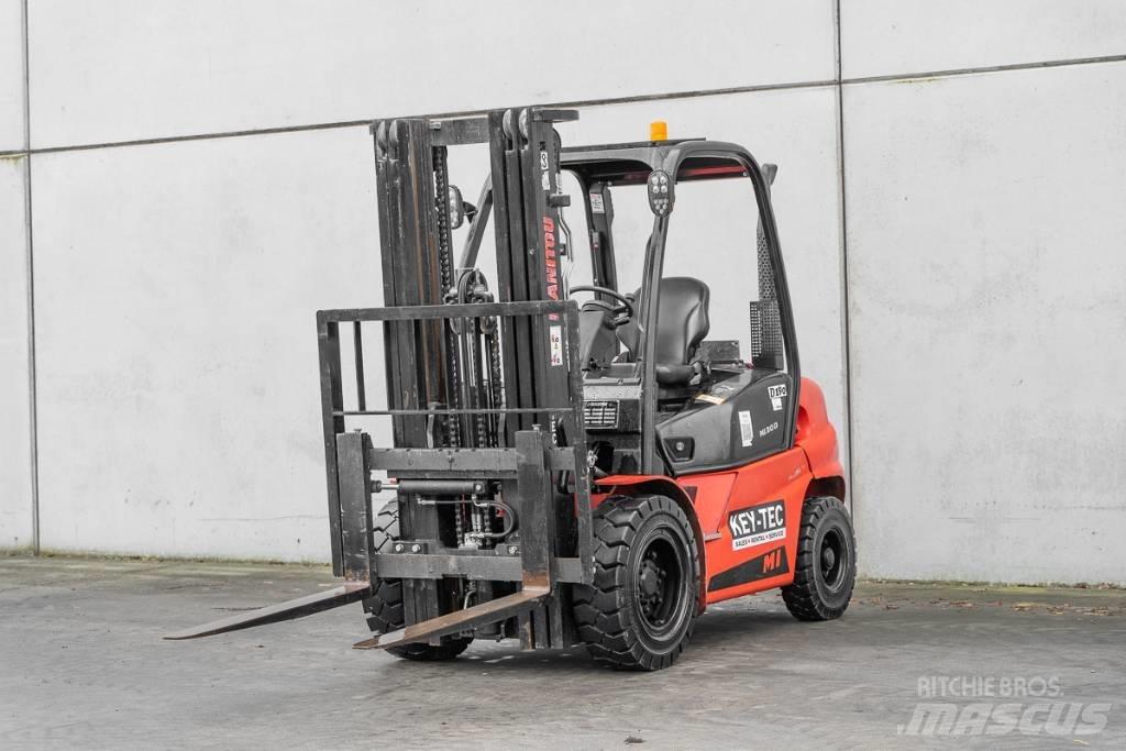 Manitou MI 30 D 디젤 지게차