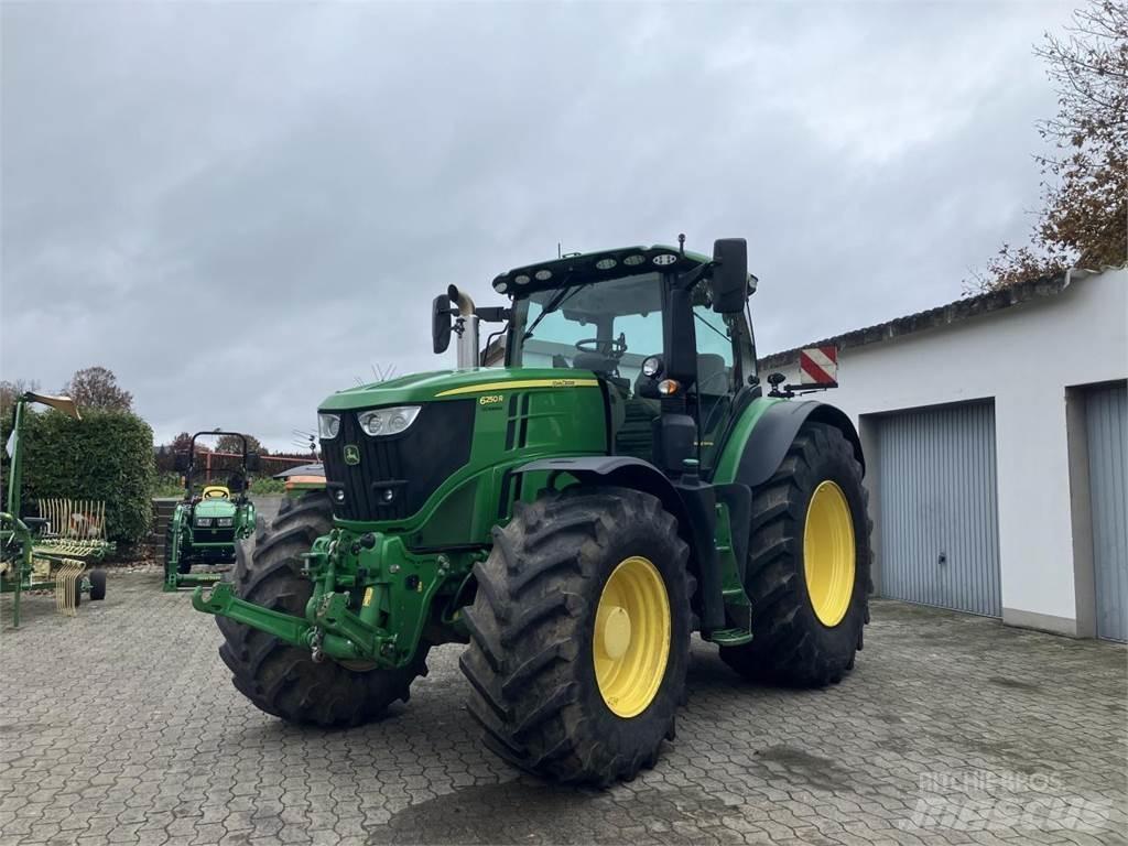 John Deere 6250R 트랙터