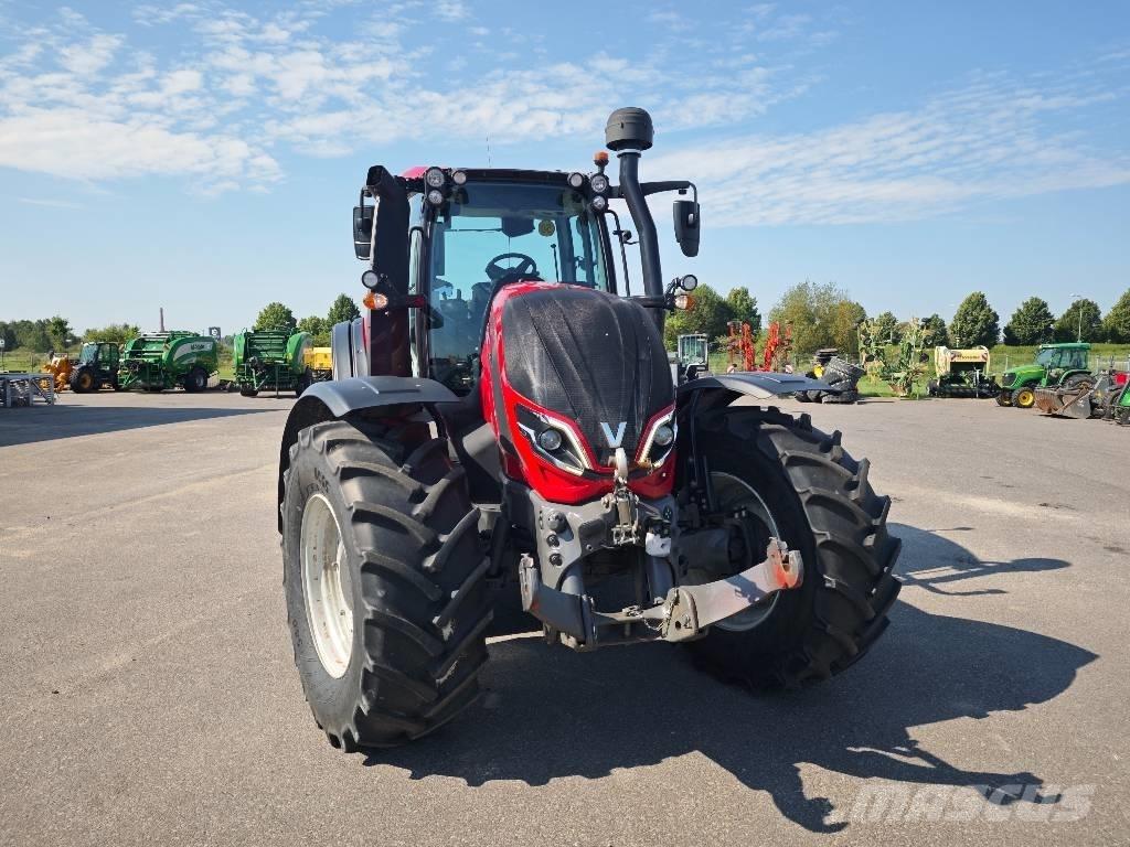 Valtra T 175 E 트랙터