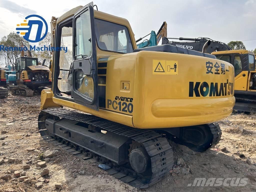 Komatsu PC 120 대형 굴삭기 29톤 이상