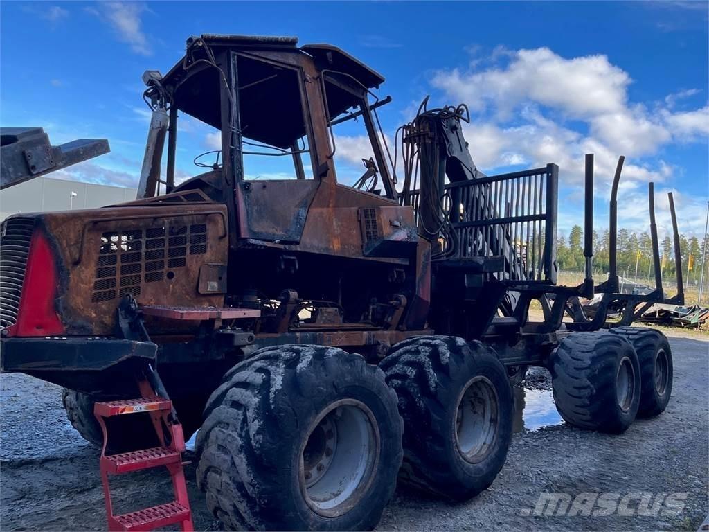 Komatsu 840TX 원목 포워더