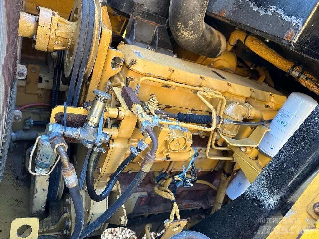 CAT 953 C 궤도식 로우더