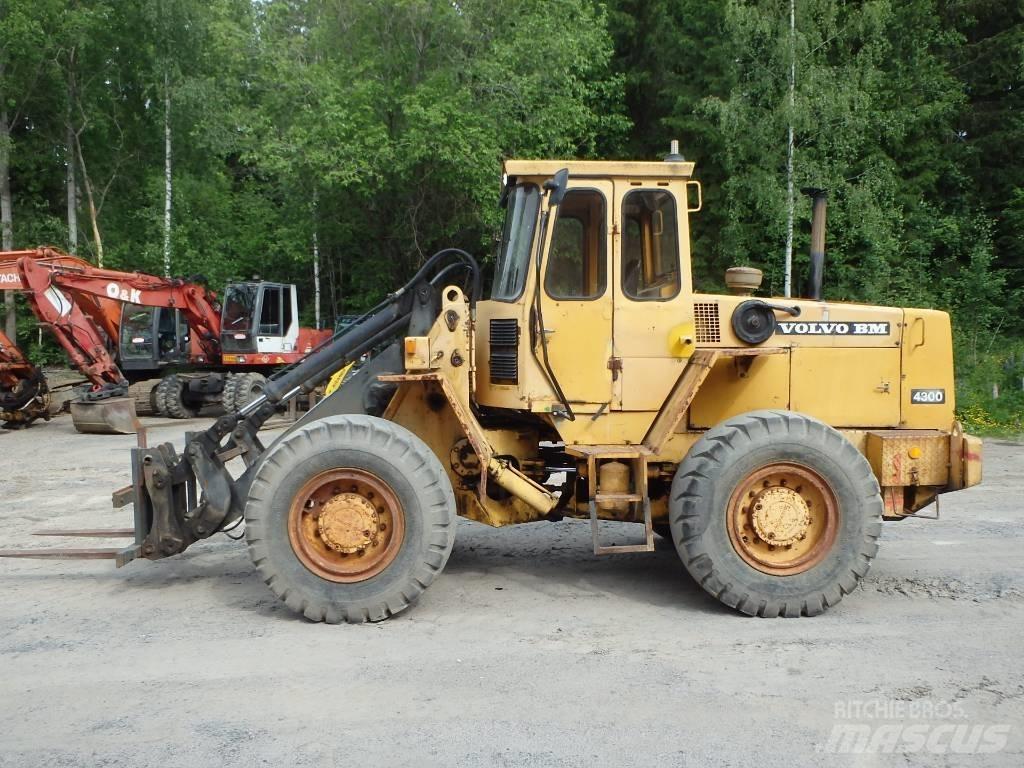 Volvo BM 4300 4x4  휠로우더