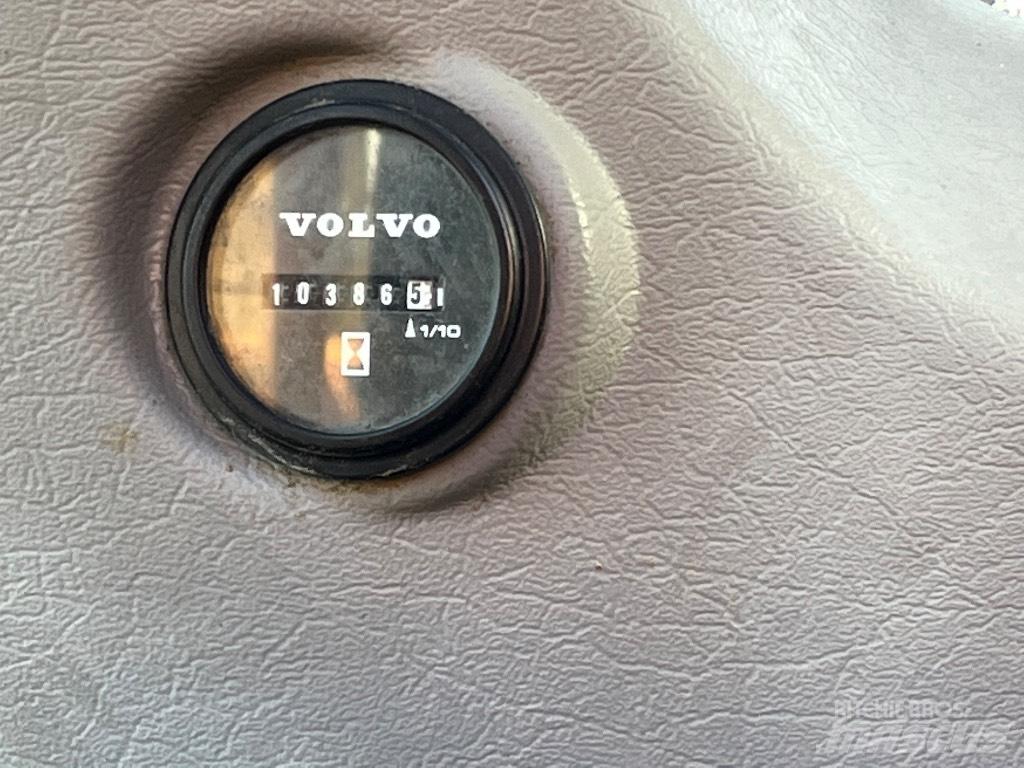 Volvo ew160E 2016  휠 굴삭기