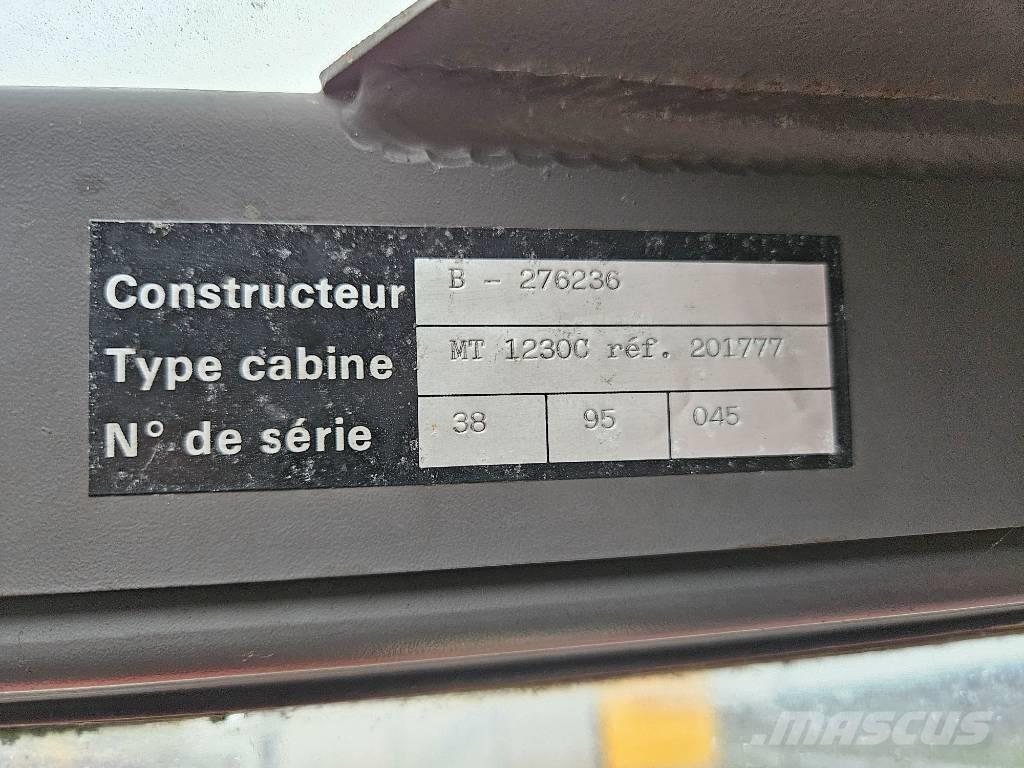 Manitou MT 1230 S CP 텔러 핸들러