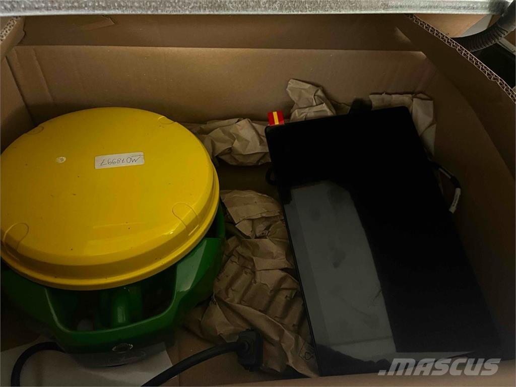 John Deere 6R 250 트랙터