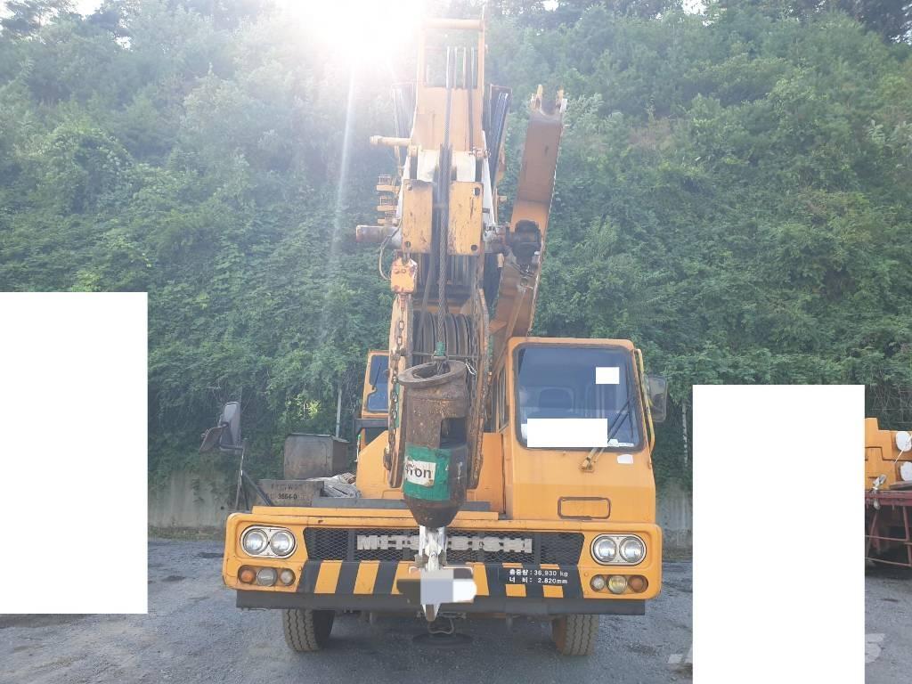 Hyundai HC 50 A/T 크레인