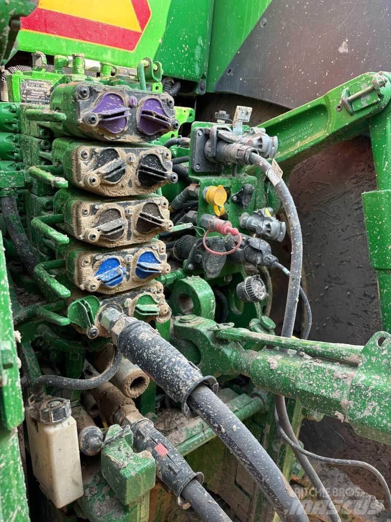John Deere 7310R 트랙터