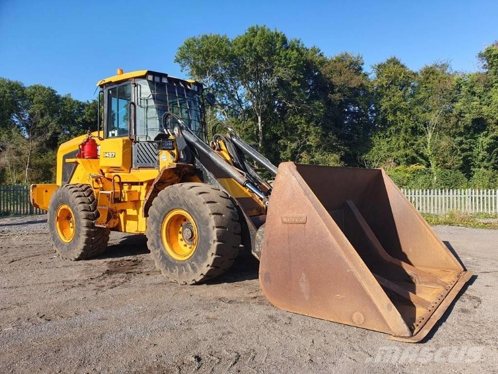 JCB 437 HT  휠로우더
