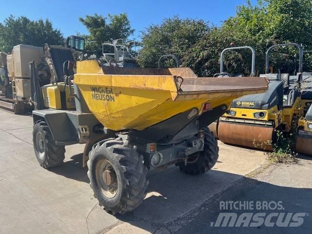 Wacker 4001 건설현장 덤프트럭