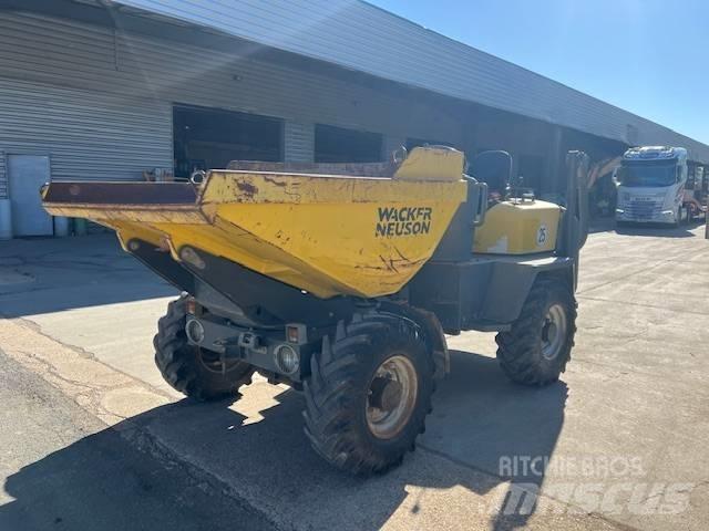 Wacker 4001 건설현장 덤프트럭