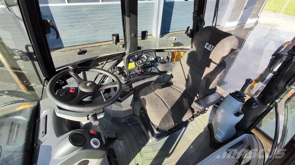 CAT 432 E 백호로더