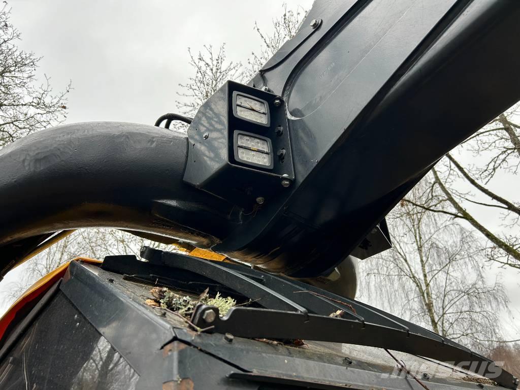 Ponsse Scorpion 원목 하베스터