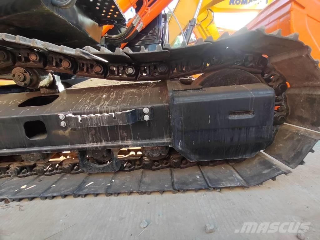 Hitachi ZX 200 대형 굴삭기 29톤 이상
